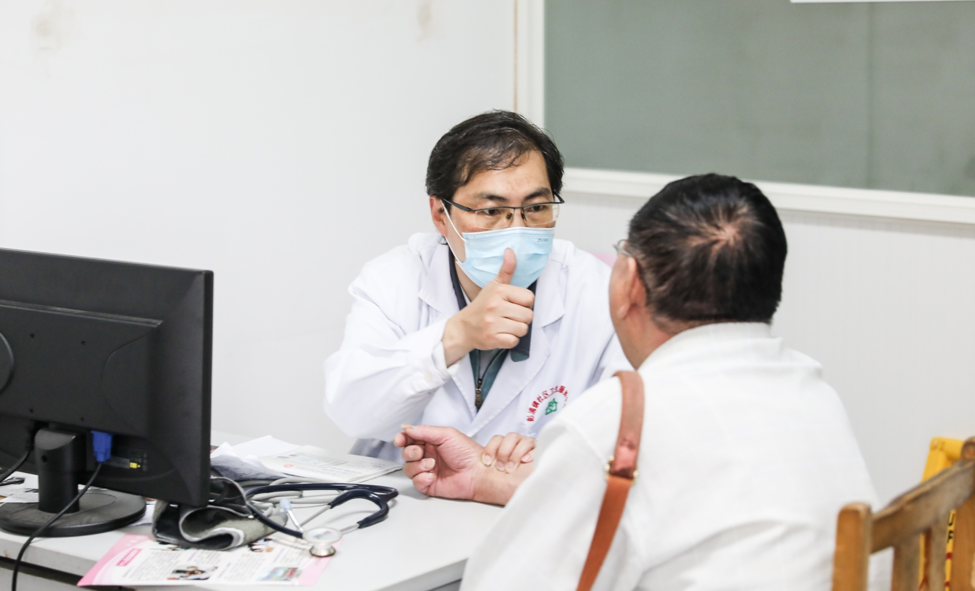 "钥匙医生"严正每天都很急.