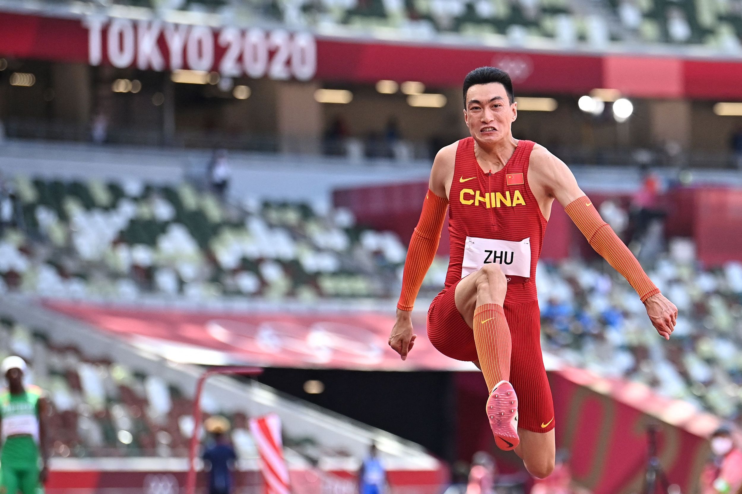 8米36，中国田径世锦赛首金诞生！王嘉男绝杀奥运冠军，创3大历史__财经头条