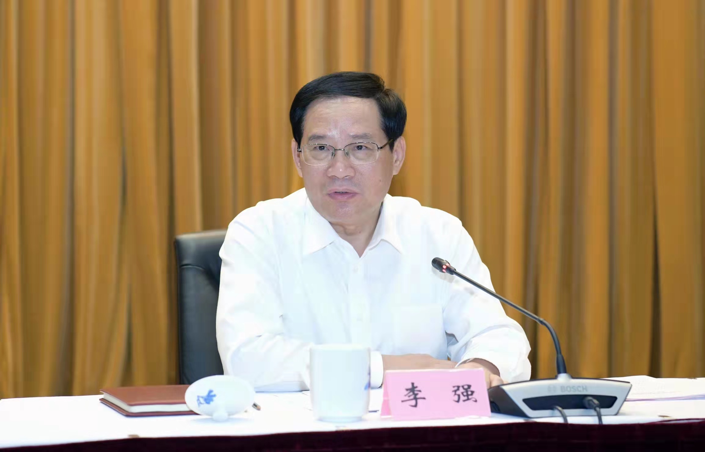 李强今天调研第二批政法队伍教育整顿工作,并与政法单