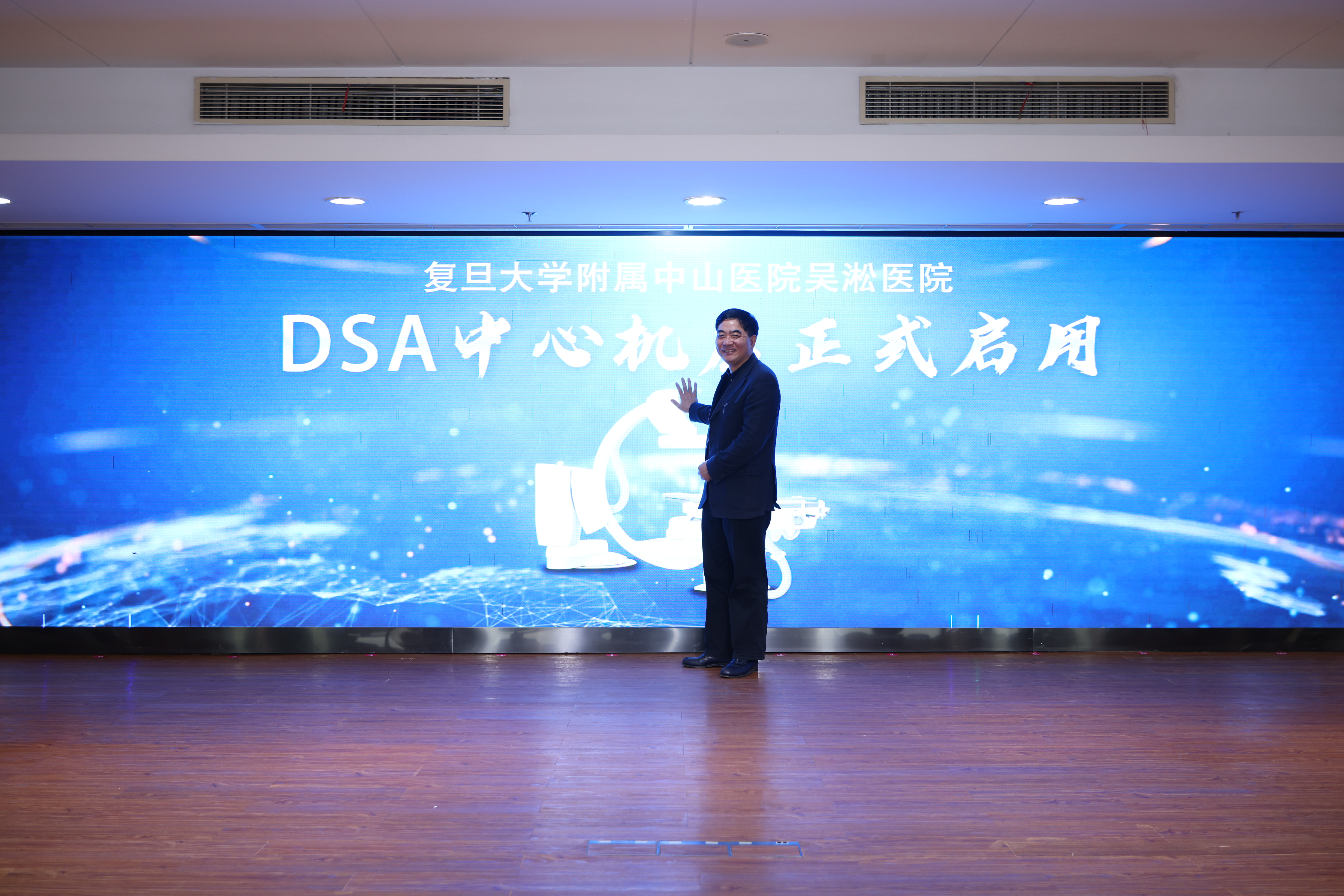 1848330131.jpg 1848330131.jpg