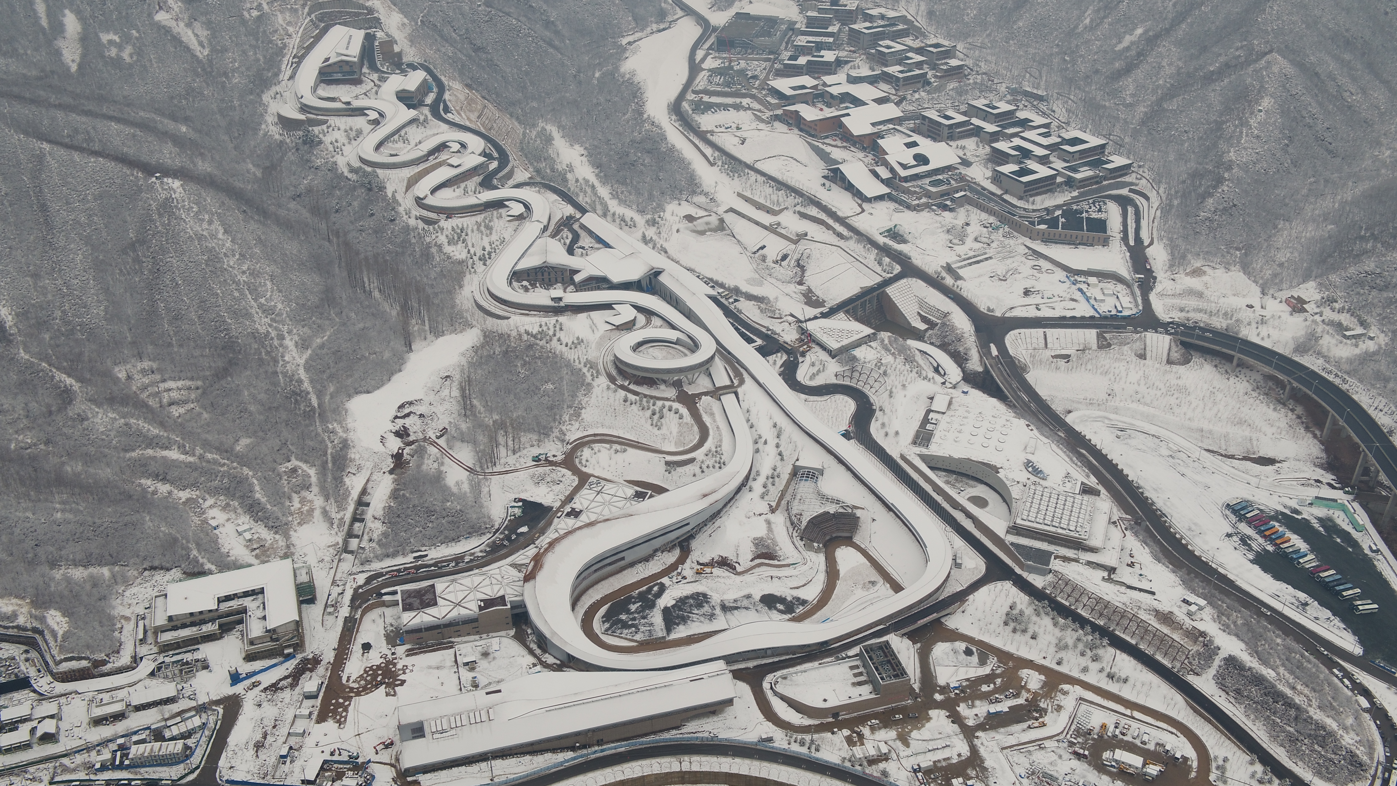 中国首条奥运标准赛道雪游龙背后的上海造