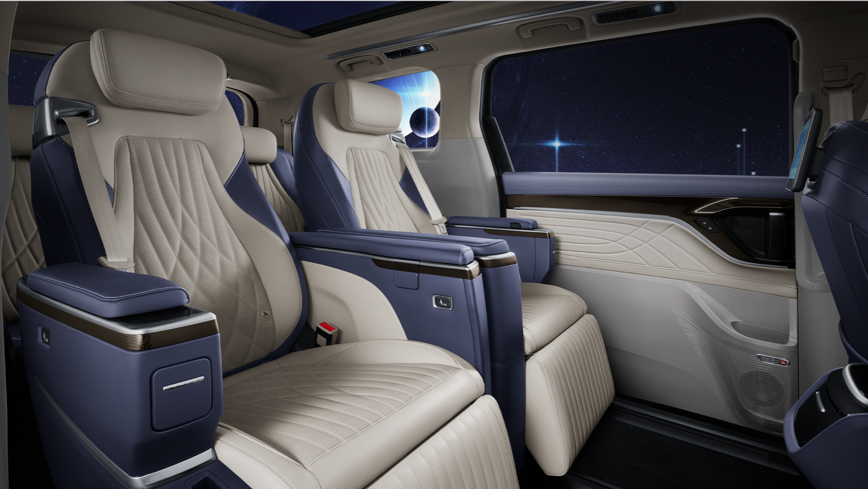 【上汽大通MAXUS G90智能舒适的二排空间】.png