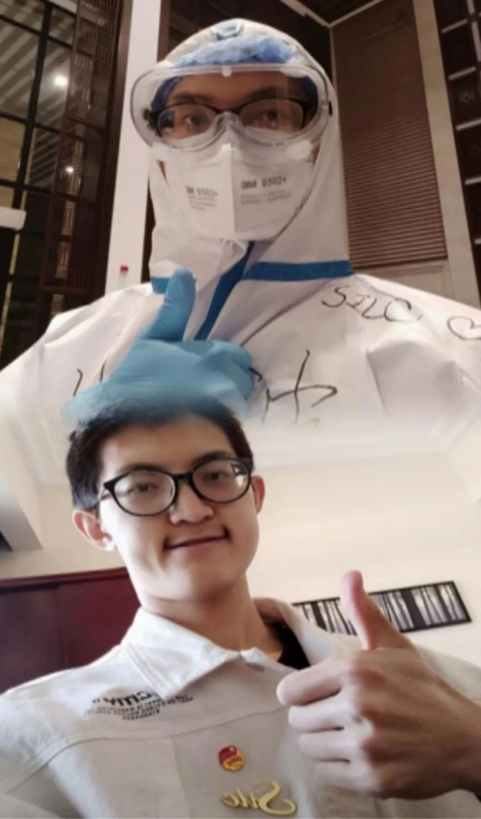 志愿工作中，蒋明昊希望能传递出积极乐观的情绪。 本文图片均由受访者供图