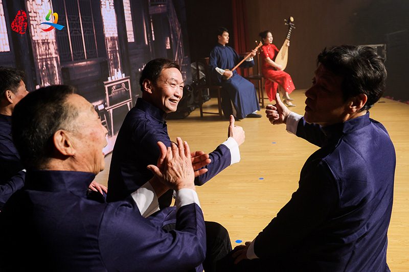 28162034g19d.jpg 28162034g19d.jpg