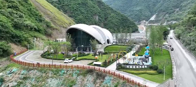 内 a185295e5016e3ae_副本.png 内 a185295e5016e3ae_副本.png